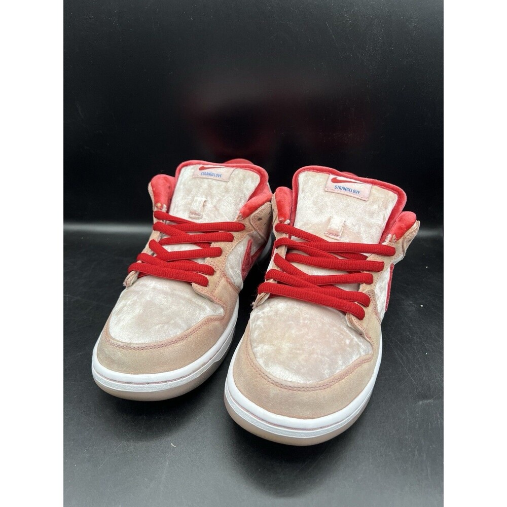 Nike x StrangeLove SB Dunk Low 'Valentine's Day' Men’s Size 9 (CT2552-800)